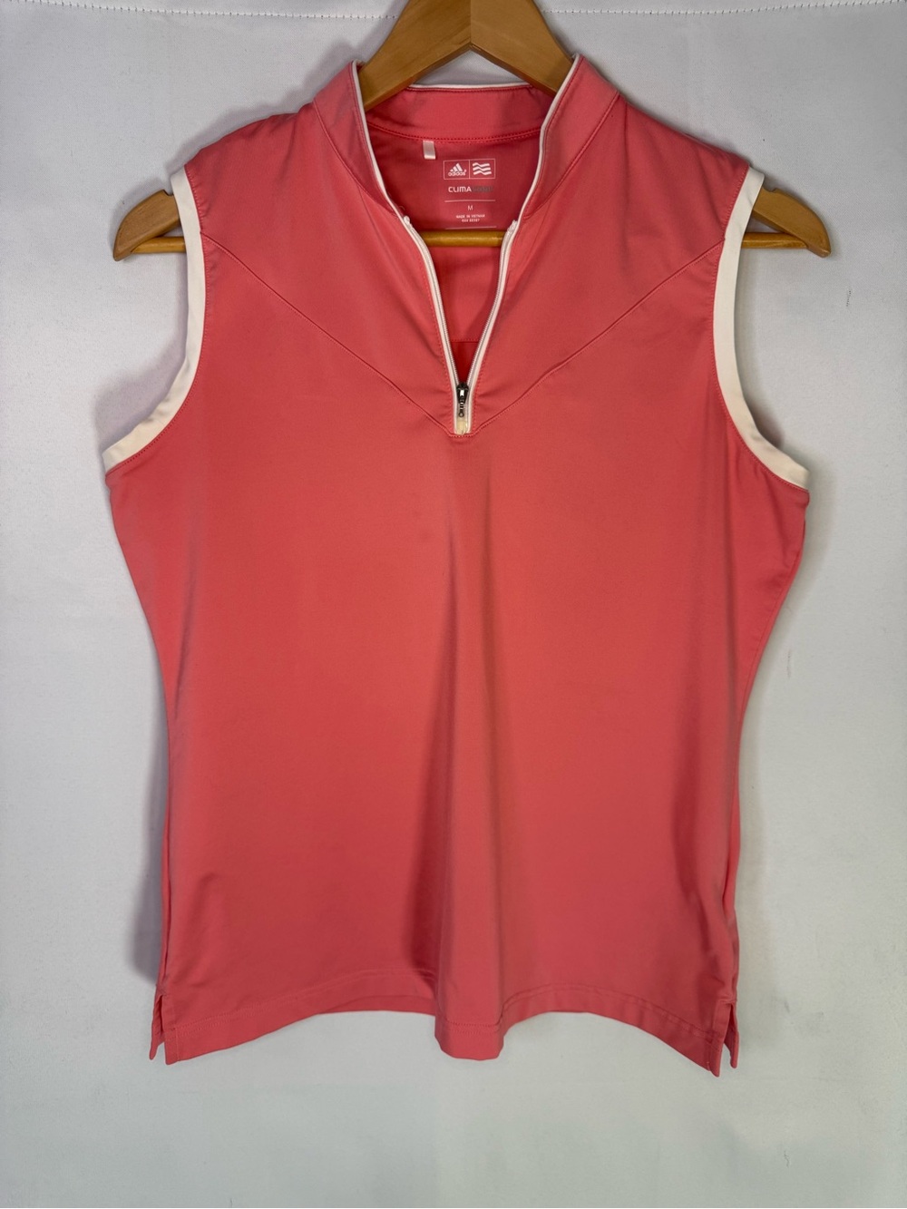 adidas - Women’s Coral Sleeveless Zip Golf Top with White Trim - Size M